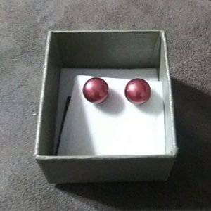 2/$30 Crimson Honora pearl studs